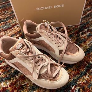 Michael Kors Wilma Trainer Suede-Soft Pink/Rose Gold Sneakers